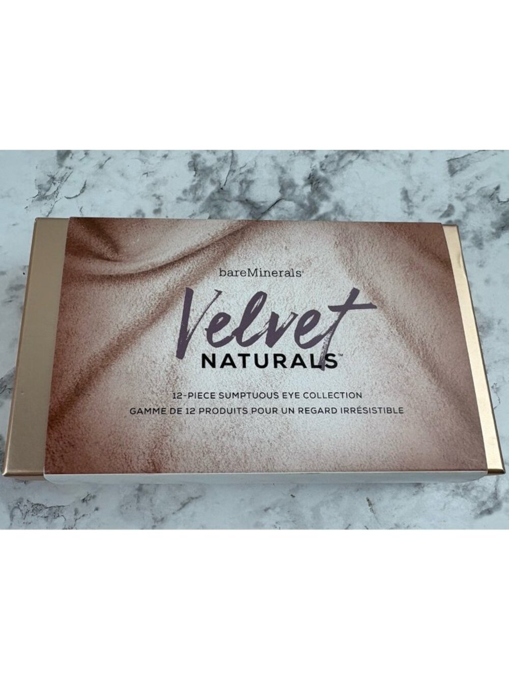 *Bare Minerals Velvet Naturals 12-Piece Sumptuous Eye Collection Shadow